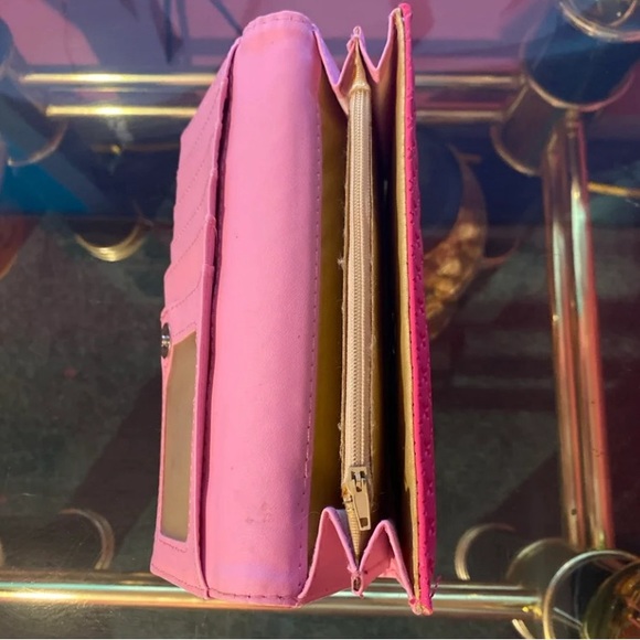 Wallets For Women - Picture 3 of 3